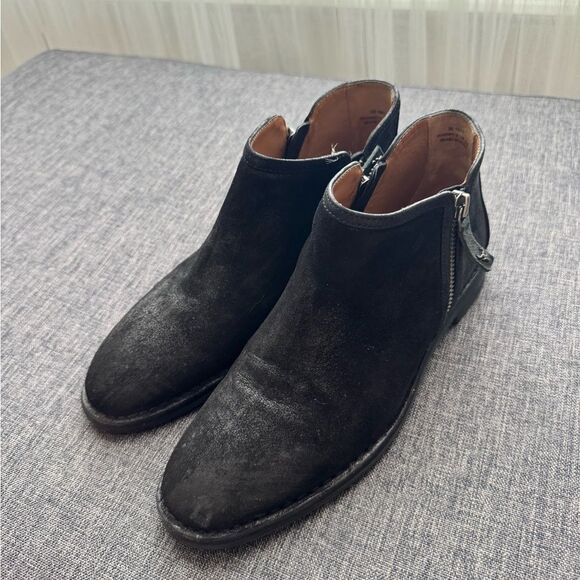 TRASK
Women's Aubrey Bootie Size 7 - Picture 2 of 14